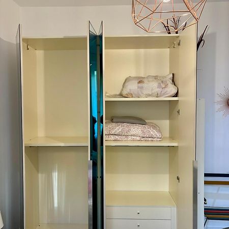 Joy House -Central City Near Metro Arco Della Pace Brera-Entire Apartment Perfect For Work & Play, Nightlife With Ac & Fast Wifi Welcome To The Cool Joy House! Mailand Exterior foto